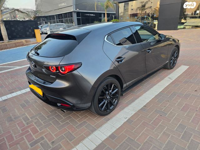 מודעת רכב מאזדה 3