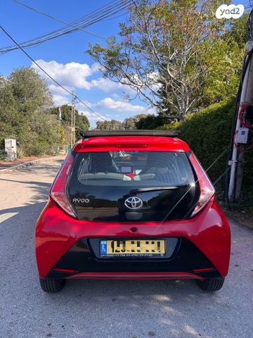 טויוטה אייגו