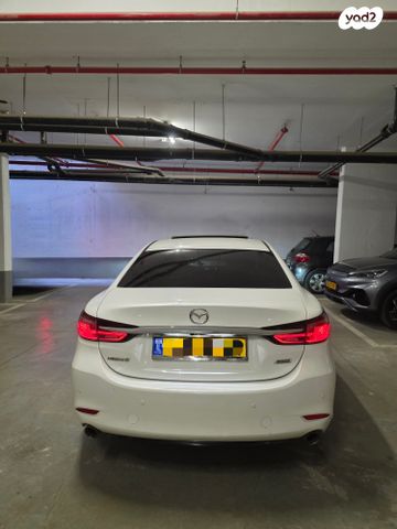 מודעת רכב מאזדה 6