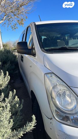 יונדאי H-1 / i800