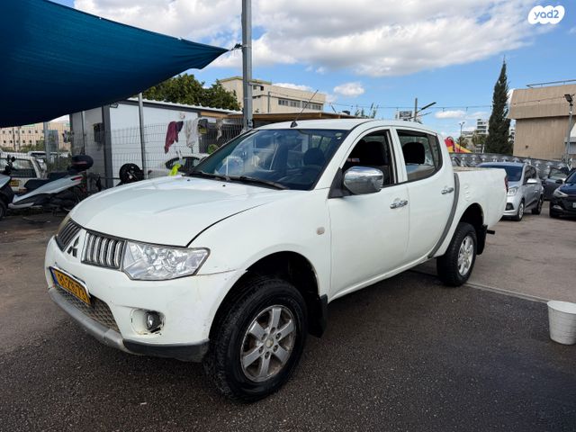 מודעת רכב מיצובישי טרייטון / L200