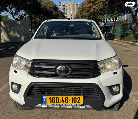 מודעת רכב טויוטה היילקס