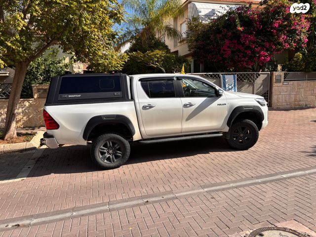 טויוטה היילקס