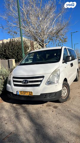 יונדאי H-1 / i800