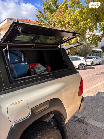 טויוטה היילקס