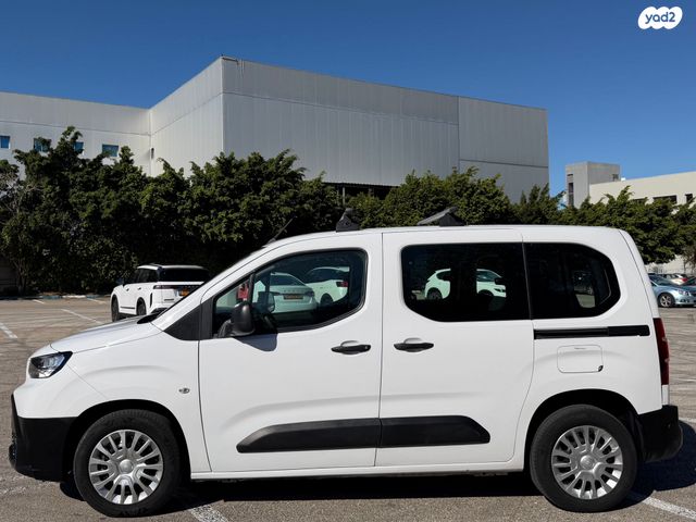 טויוטה פרואייס סיטי