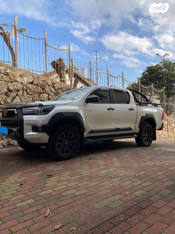 מודעת רכב טויוטה היילקס