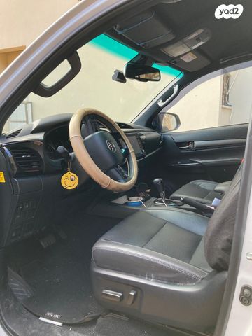 טויוטה היילקס