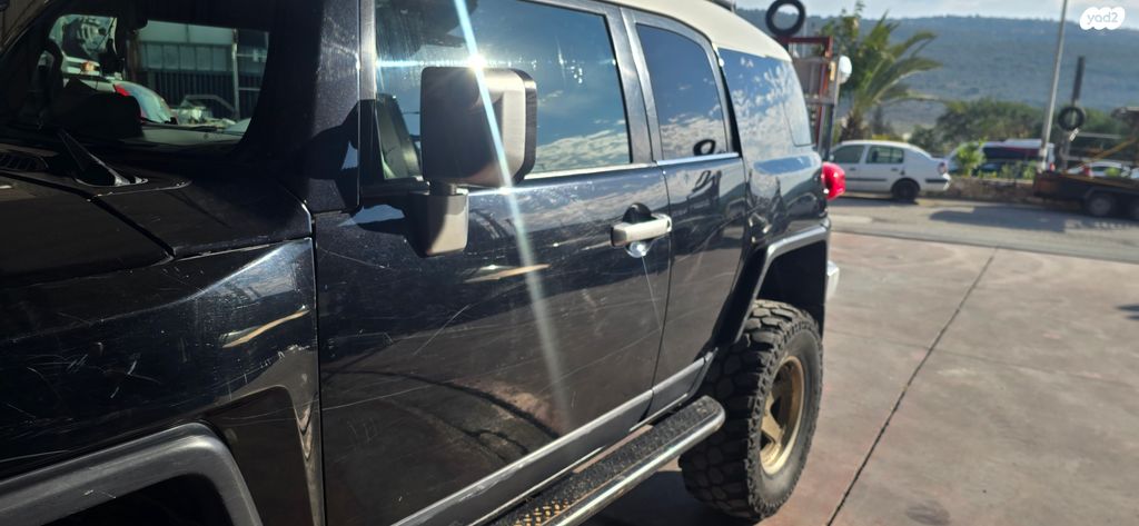 טויוטה FJ קרוזר