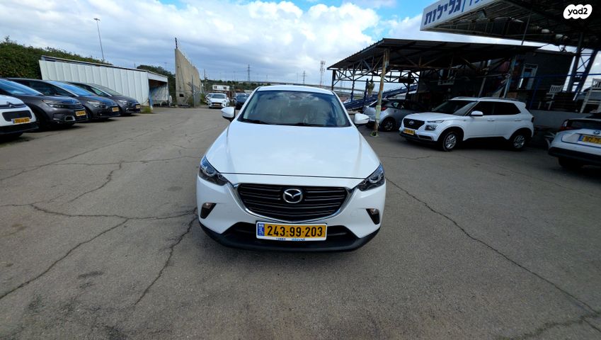 מודעת רכב מאזדה CX-3