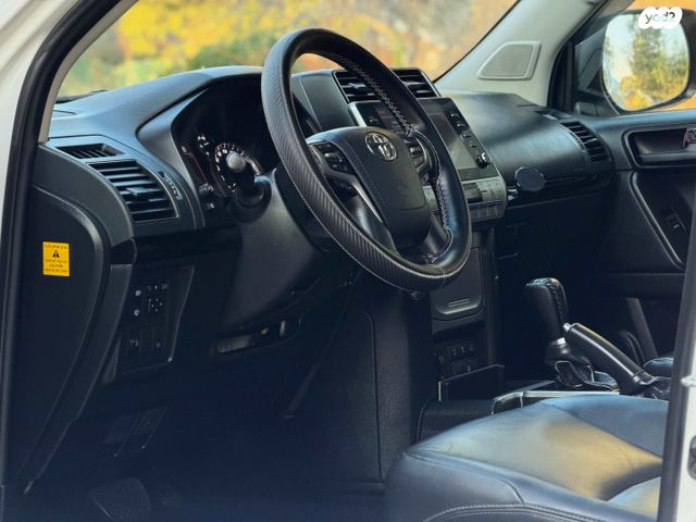 מודעת רכב טויוטה לנד קרוזר 2