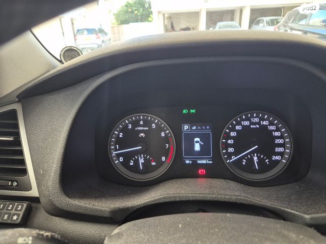 מודעת רכב יונדאי טוסון