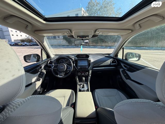 סובארו פורסטר