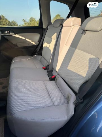 סובארו פורסטר