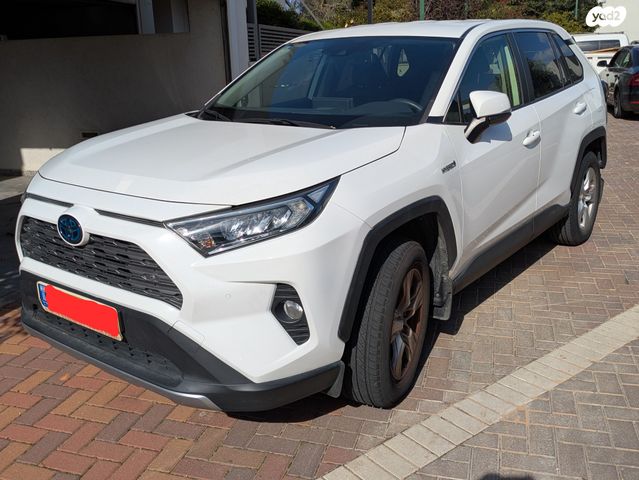 מודעת רכב טויוטה RAV4
