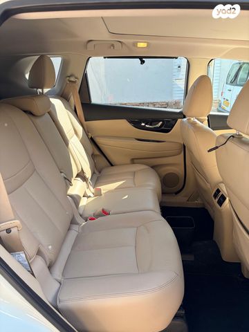 ניסאן אקס טרייל