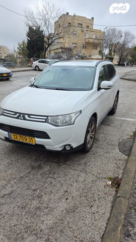 מיצובישי אאוטלנדר