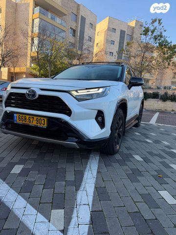 טויוטה RAV4