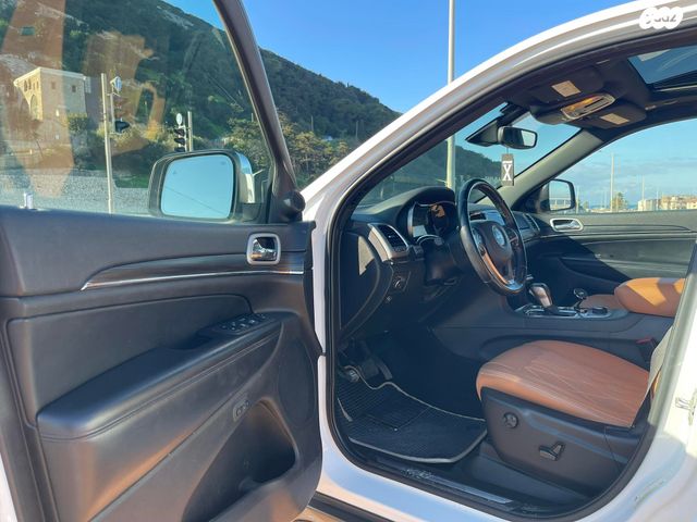 ג'יפ גרנד צ'ירוקי