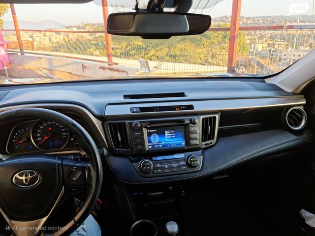 טויוטה RAV4