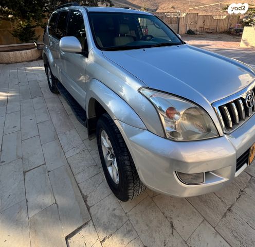 טויוטה לנד קרוזר