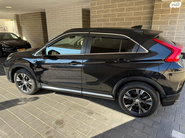 מודעת רכב מיצובישי אקליפס קרוס