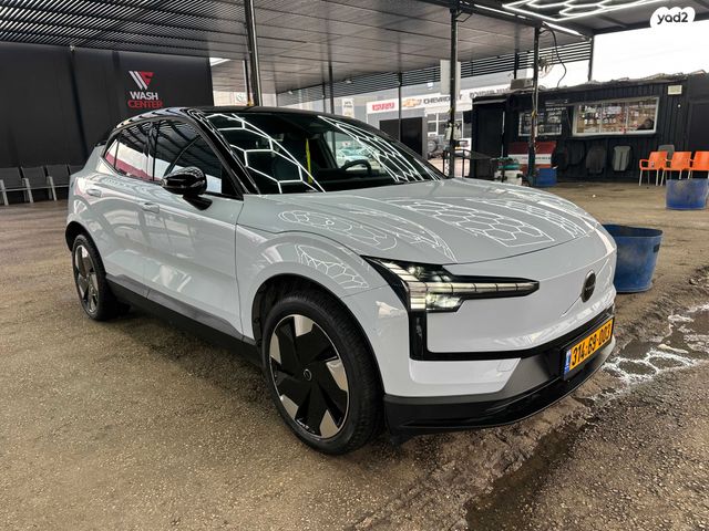 מודעת רכב וולוו EX30 2