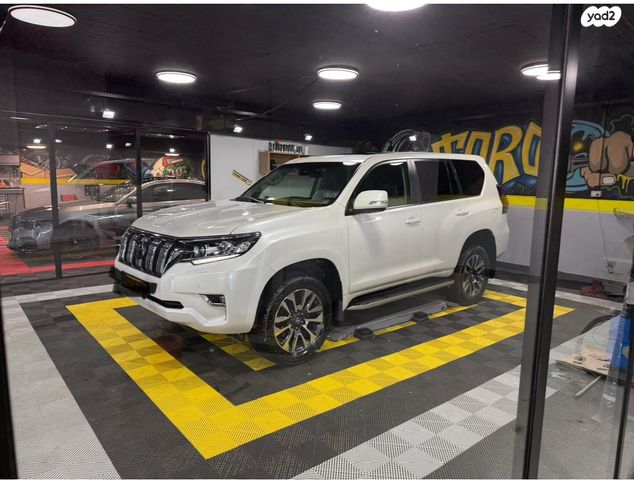 מודעת רכב טויוטה לנד קרוזר