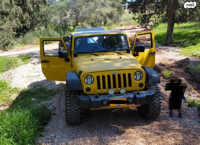 מודעת רכב ג'יפ רנגלר