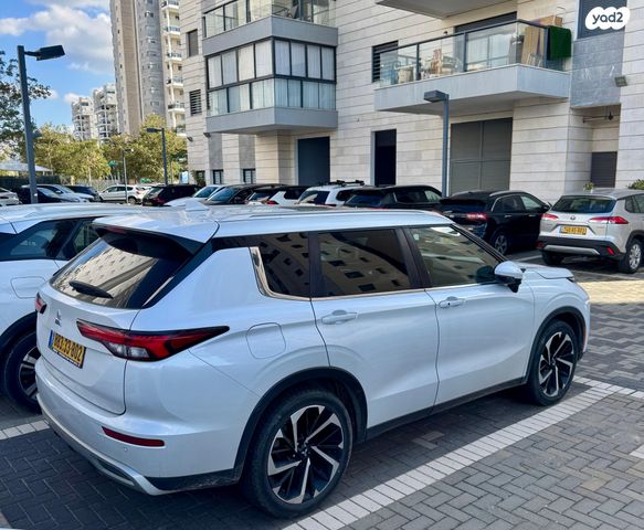 מודעת רכב מיצובישי אאוטלנדר