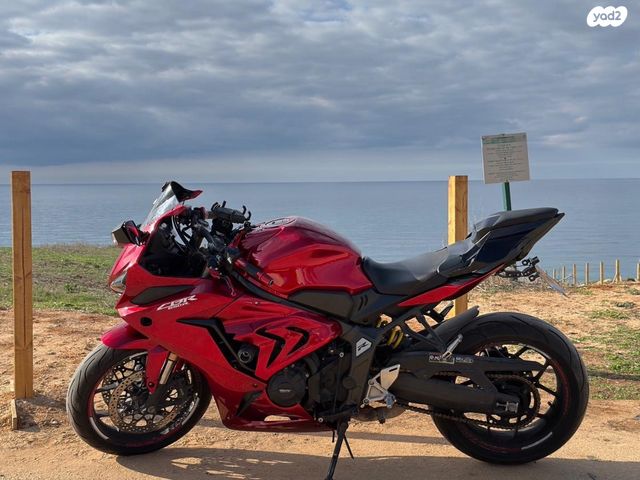 מודעת רכב הונדה CBR650R