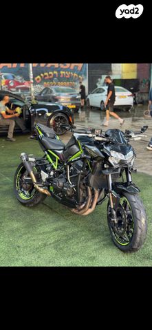 קאוואסאקי Z900