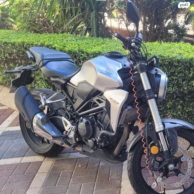 מודעת רכב הונדה CB300R