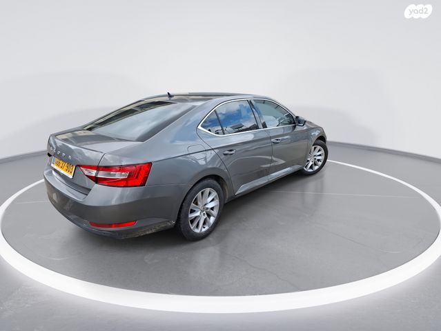 סקודה סופרב