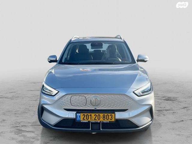 מודעת רכב אם ג'י ZS