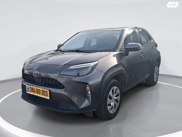 מודעת רכב טויוטה יאריס קרוס