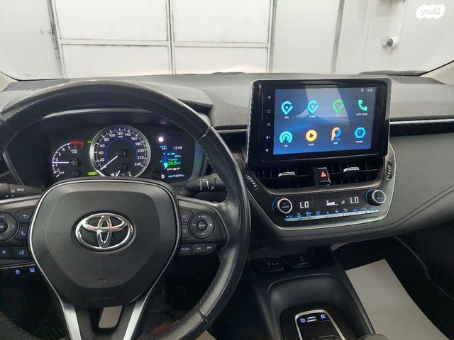 טויוטה קורולה