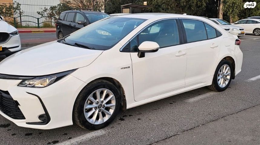 מודעת רכב טויוטה קורולה