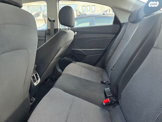 יונדאי אקסנט i25