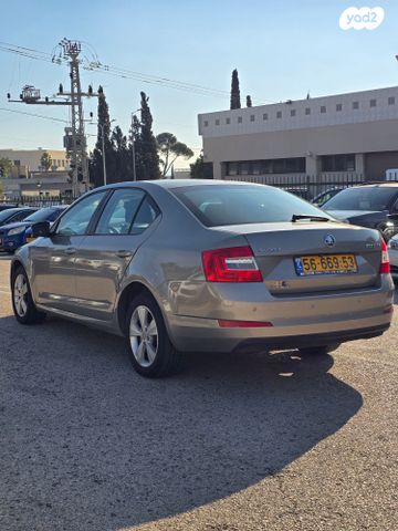 סקודה אוקטביה 