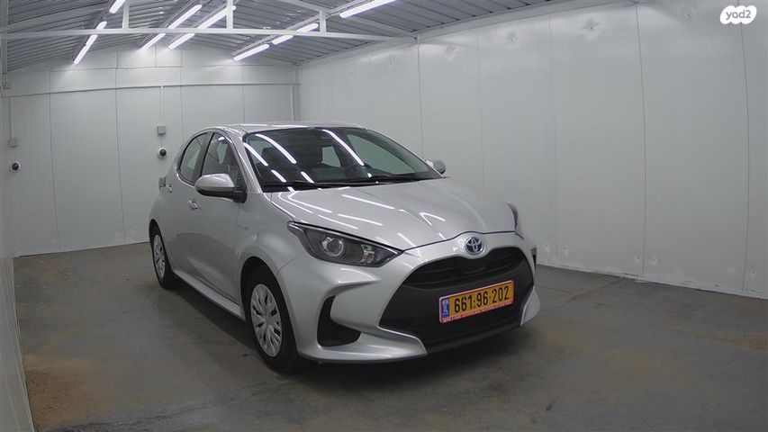 טויוטה יאריס