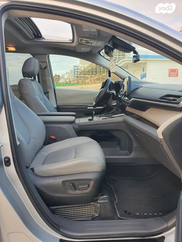 טויוטה סיינה