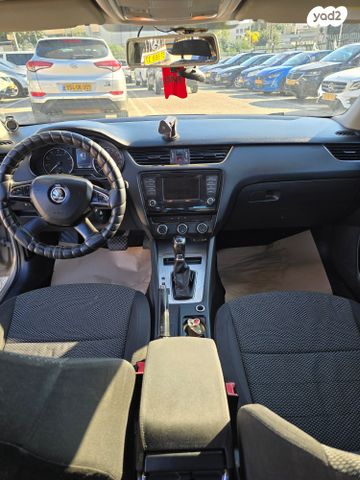 סקודה אוקטביה 