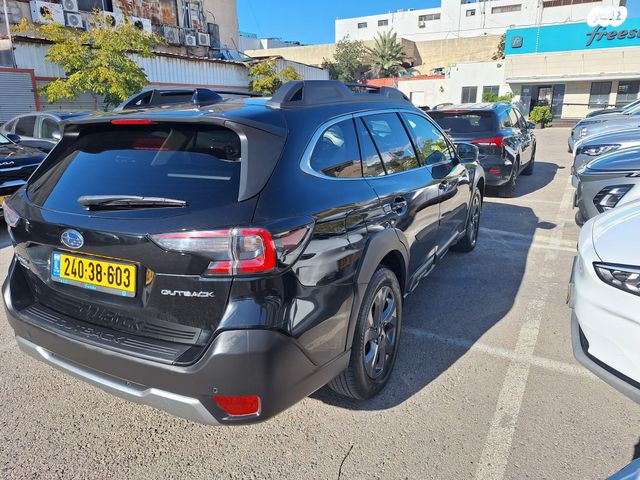 סובארו אאוטבק