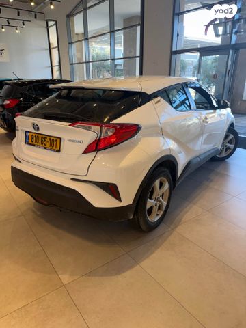 טויוטה C-HR
