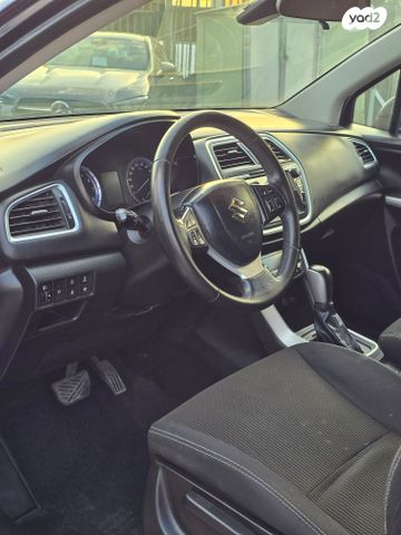 סוזוקי קרוסאובר