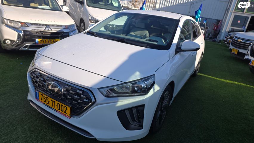 יונדאי איוניק