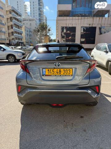 טויוטה C-HR