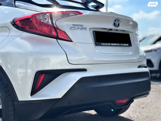 טויוטה C-HR