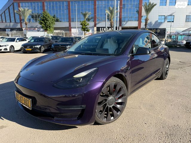 מודעת רכב טסלה מודל 3
